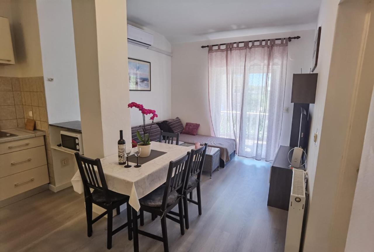 Apartments & Rooms Milena Vodice Esterno foto