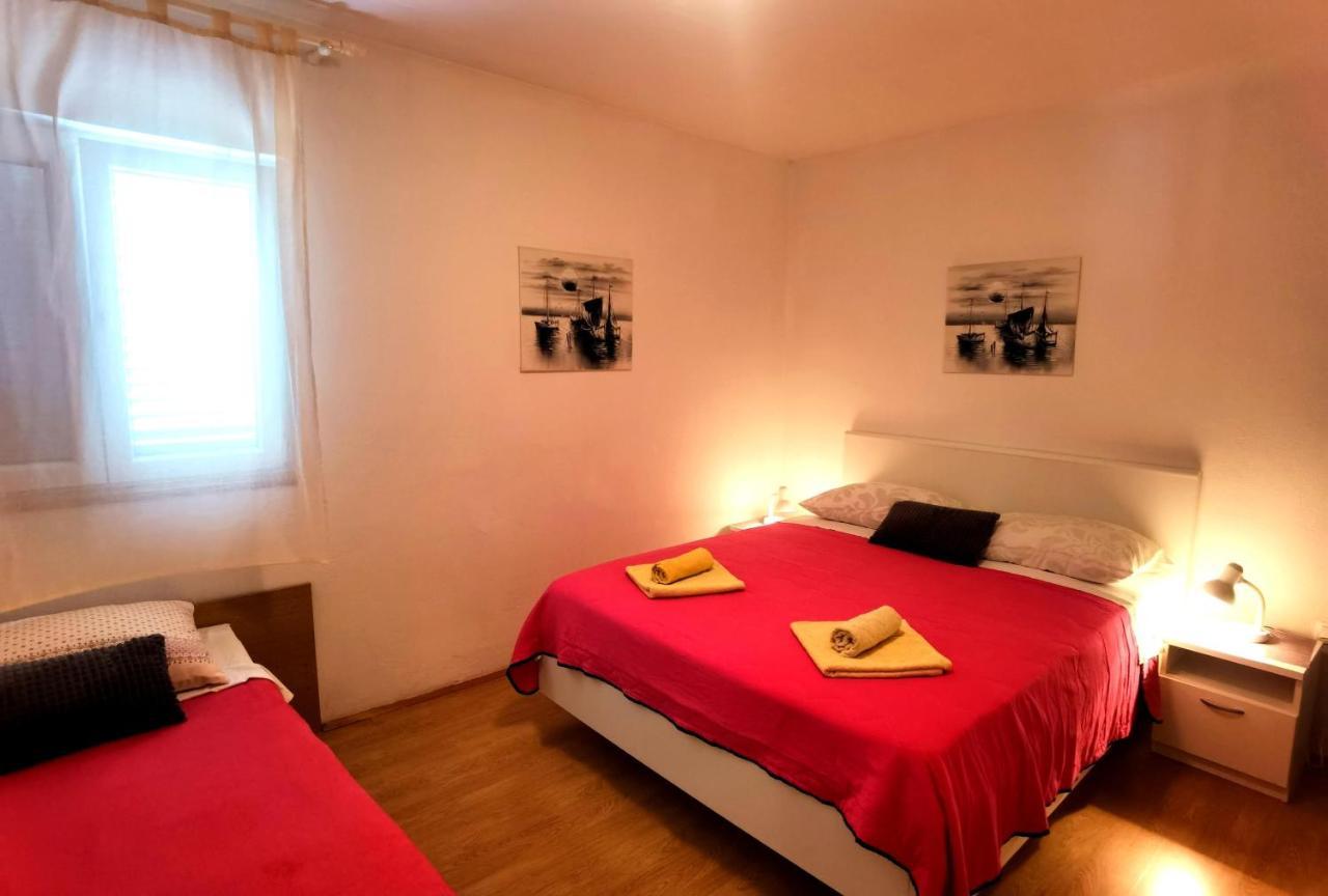 Apartments & Rooms Milena Vodice Esterno foto