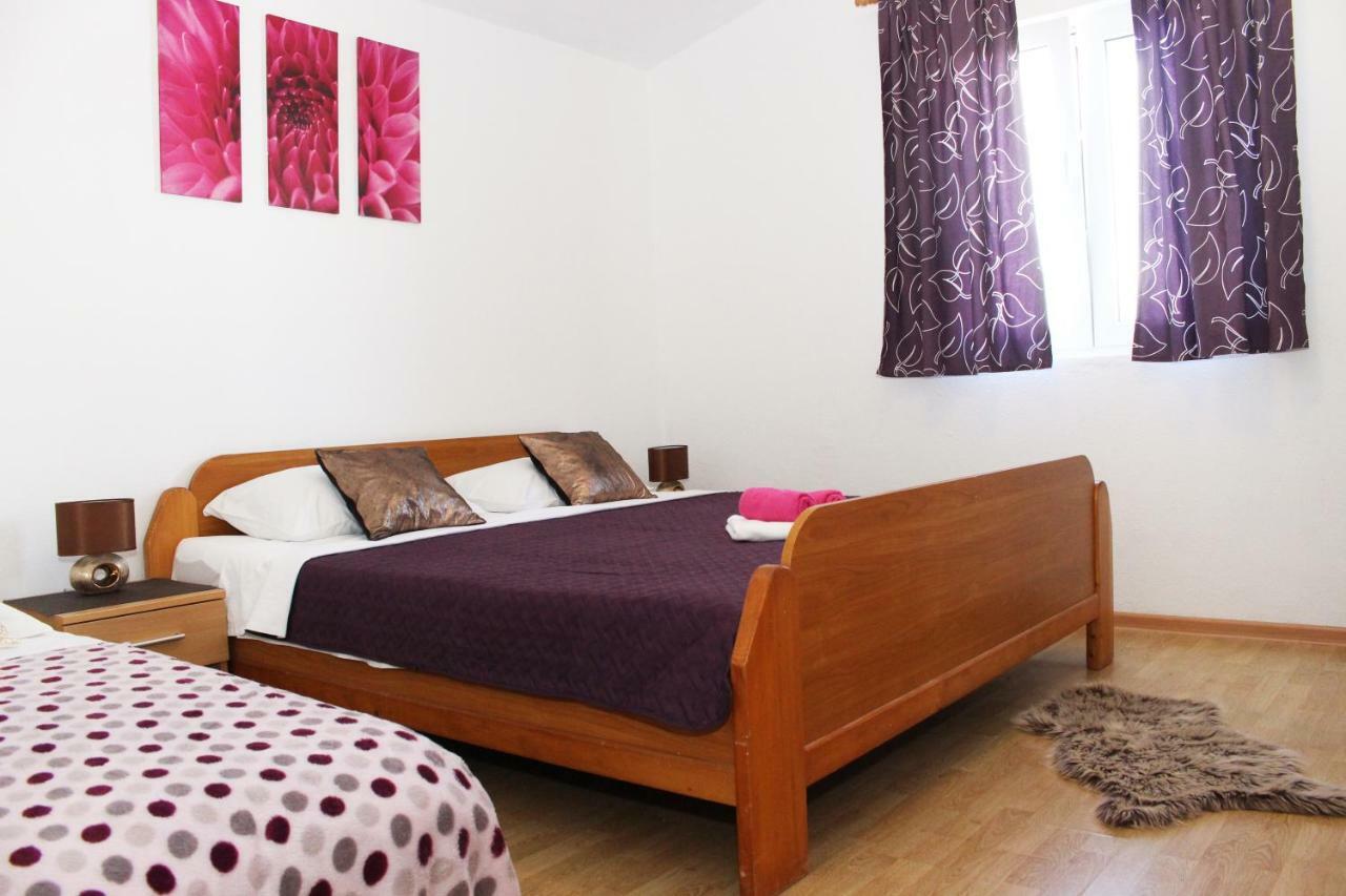 Apartments & Rooms Milena Vodice Esterno foto